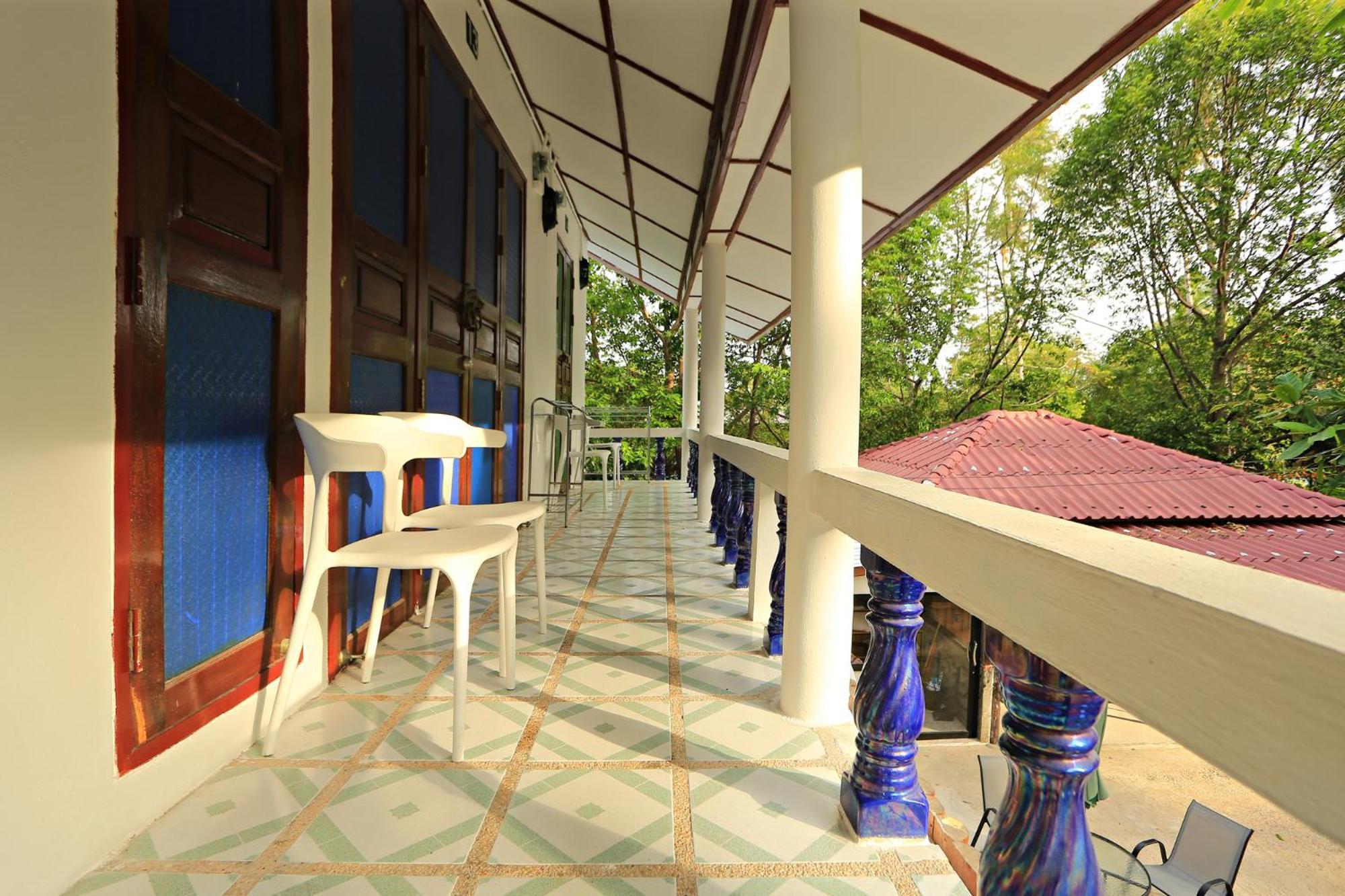 Giggling Tree Resort Тао Екстер'єр фото